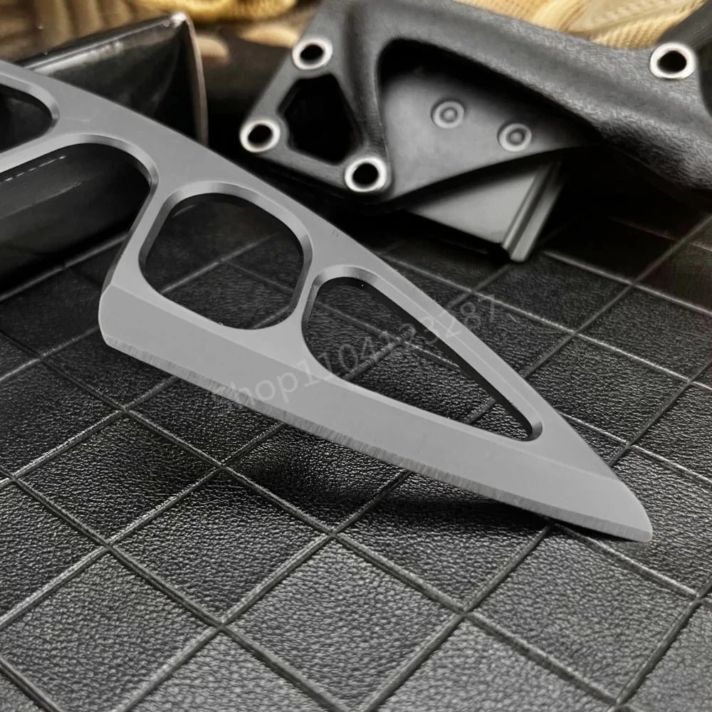 Mały nóż z stałą ostrzem i poc – Bushcraft Knife Fixed recenzja i cena