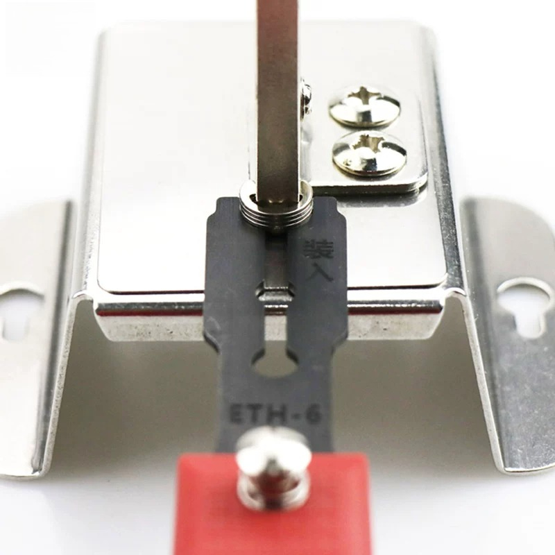 Wielofunkcyjne szczypce do pie – Multi Tool Plier recenzja i cena
