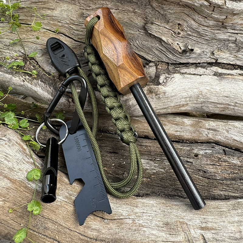 Nowy zapalnik z kamienia krzem – Fire Starting Kit recenzja i cena