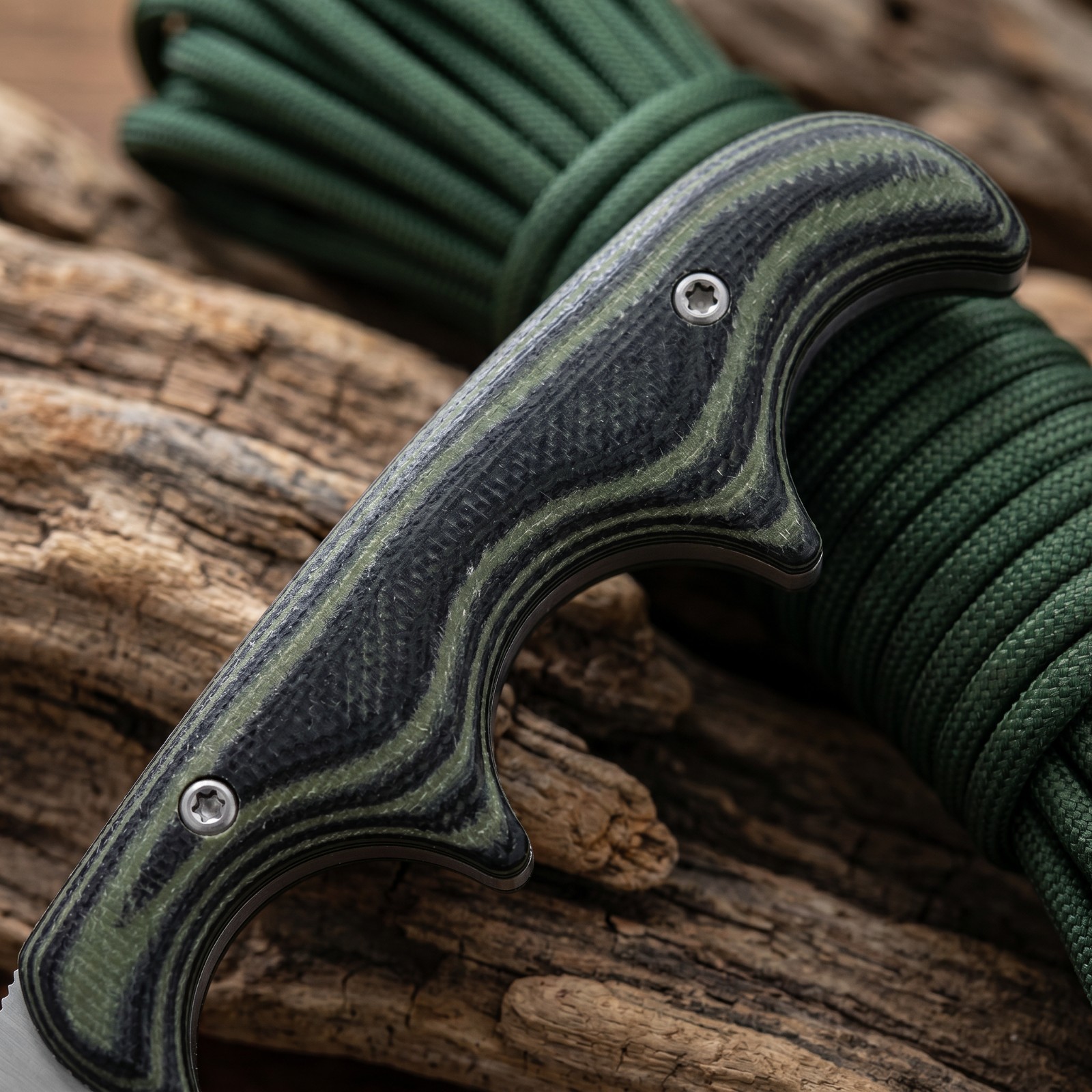 NOWY Nóż ze stałym ostrzem 238 – Bushcraft Knife Fixed recenzja i cena